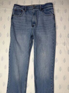 Abercrombie & Fitch Jeans Sz 29- 8 The 90’s Slim Straight Ultra High Rise